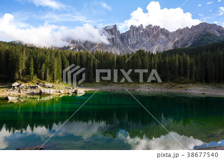 Lago di Carezza 38677540