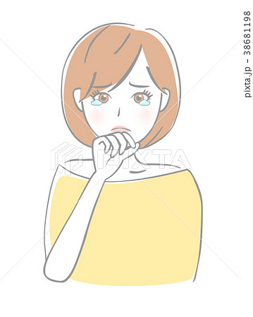 女性　泣く 38681198