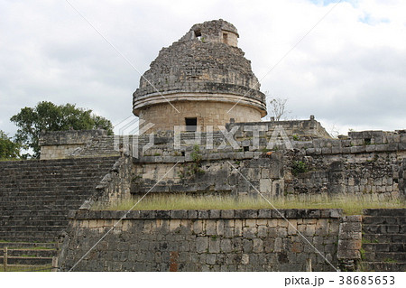 チチェンイツァの天文台　世界遺産　メキシコ 38685653