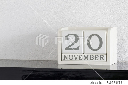 White block calendar 38686534