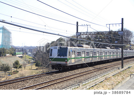 小田急多摩線直通の千代田線6000系と京王相模原線(緑色) 小田急多摩線直通の千代田線6000系と京王相模原線(緑色) 38689784
