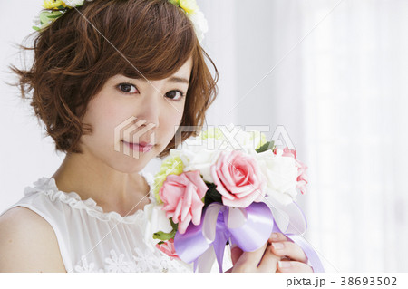 ウエディング　結婚　ブライダル 38693502