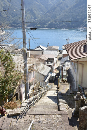 【三重県　尾鷲市】須賀利の漁村風景 38695147
