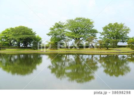 京都 新緑の修学院離宮 千歳橋 京都 新緑の修学院離宮 千歳橋 38698298