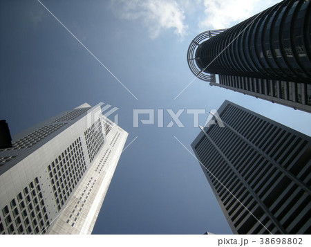 Viewing Raffles Place 38698802