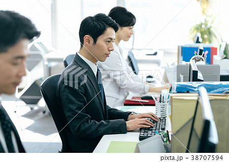 ビジネスシーン ビジネスシーン 38707594