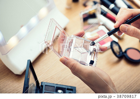 化粧品 コスメ メイクグッズ メイク 38709817
