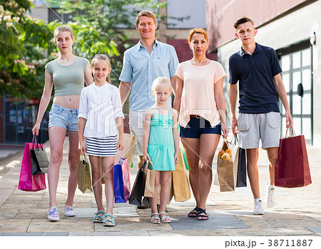 family shopping in city family shopping in city 38711887