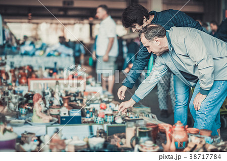Couple shopping at flea market 38717784