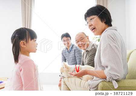 故郷に帰省する子供 故郷に帰省する子供 38721129