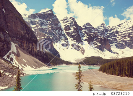 Moraine lake 38723219
