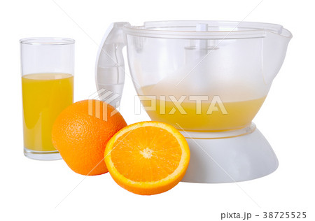 Still life with a juice extractor 38725525