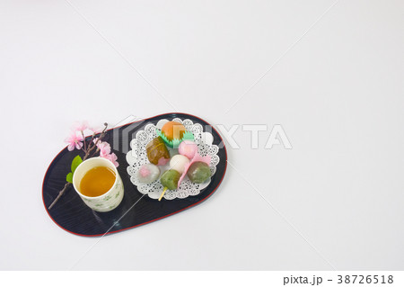 春のお菓子でお茶でも 春のお菓子でお茶でも 38726518