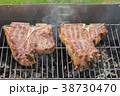 2枚のステーキ 38730470