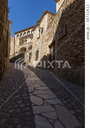 Beautiful old stone houses in Spain Beautiful old stone houses in Spain 38731611