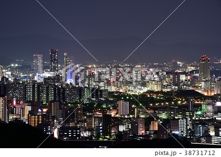 広島市街 夕景 薄暮 夜景 三滝山 竜王公園 からの眺望の写真素材