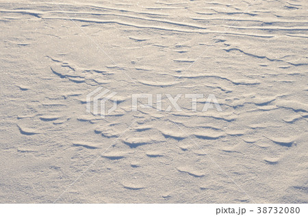 Fresh snow background. 38732080