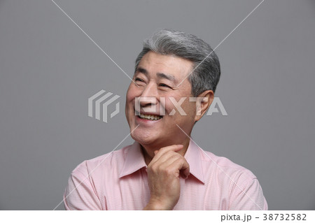 韓国人 高齢者 老人 38732582