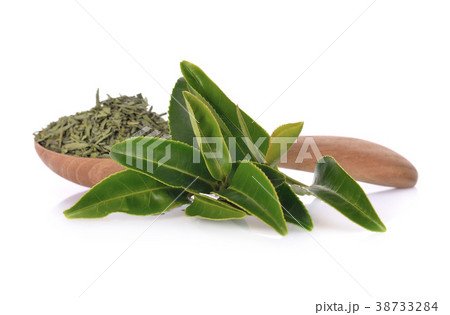 Dry tea and tea leaves Isolated on white Dry tea and tea leaves Isolated on white 38733284
