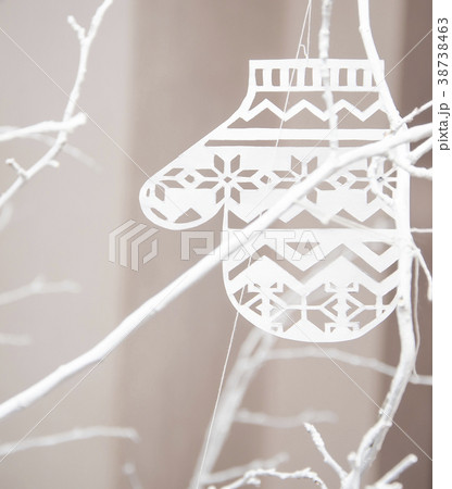 mitten snowflake, paper decoration 38738463