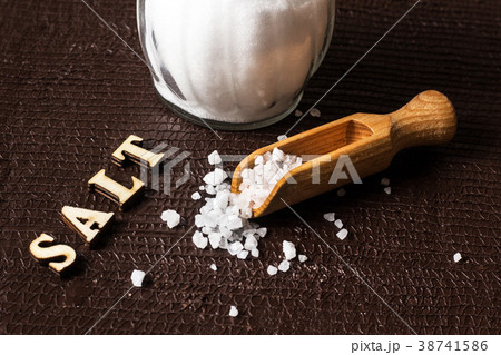 crystal salt crystal salt 38741586