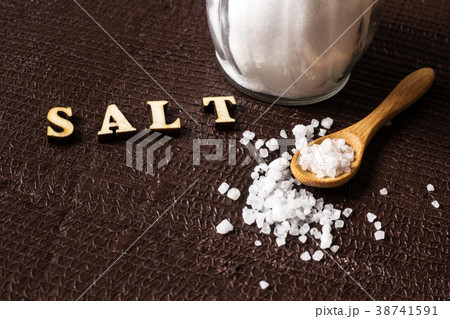 crystal salt 38741591
