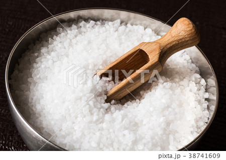 crystal salt 38741609