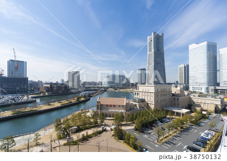 横浜風景 青空 18年の写真素材