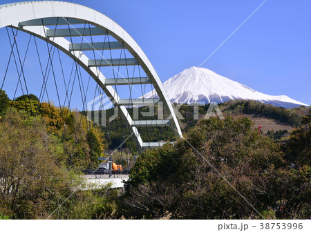 蓬莱橋と富士山-6749 38753996