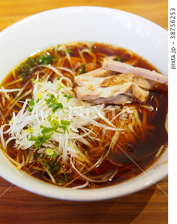 醤油ラーメン 38756253