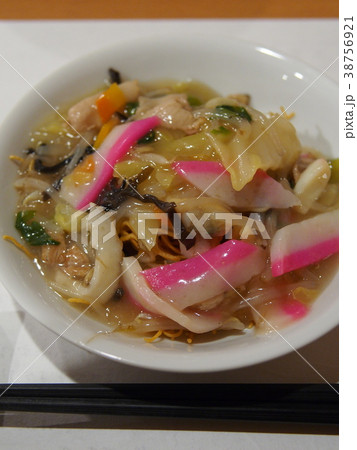 長崎名物 「皿うどん」 長崎名物 「皿うどん」 38756921