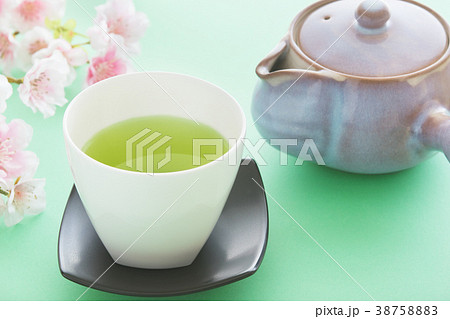 お茶と桜で春のイメージ 38758883