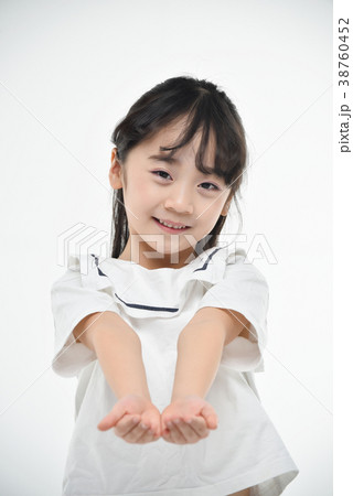 子供 女性 女 38760452