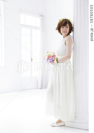 ウエディング 花嫁 女性 結婚 ウエディング 花嫁 女性 結婚 38760505