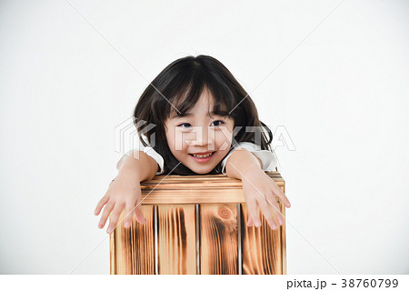 子供 韓国人 児童 38760799