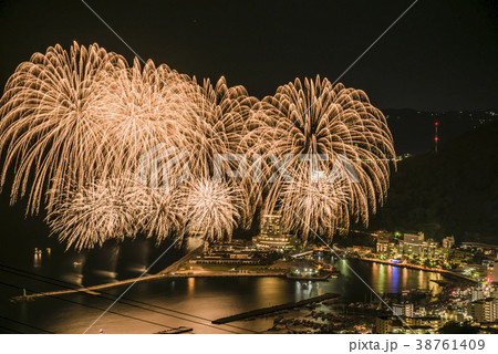 熱海海上花火大会 38761409