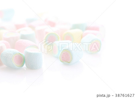 Pastel colourful marshmallows Pastel colourful marshmallows 38761627