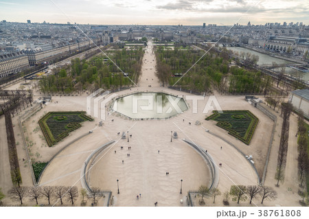 Jardin des Tuileries - The Tuileries Garden Park Jardin des Tuileries - The Tuileries Garden Park 38761808