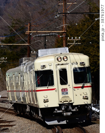 富士急行　電車 38761977