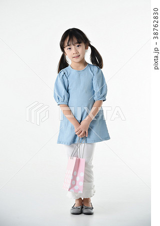 子供 韓国人 女性 38762830