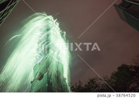 花火 キラキラ輝くもの 線香花火 38764520