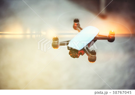 drone in flight in the city of a close-up, drone in flight in the city of a close-up, 38767045