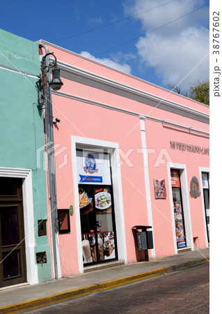 メリダ（メキシコ） 38767602