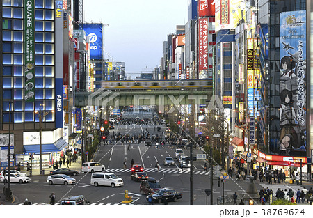 日本の東京都市景観 東京 秋葉原の街並みを望むの写真素材