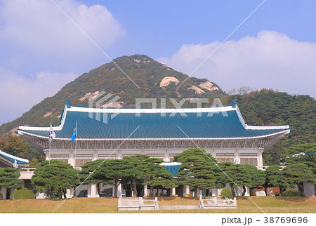 韓国　ソウルの青瓦台　大統領官邸 38769696