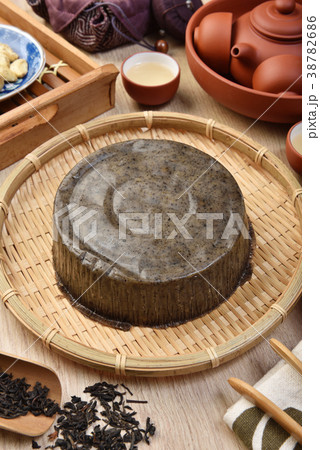 Sesame with lotus seeds rice cake Sesame with lotus seeds rice cake 38782686