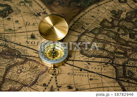 Old compass on vintage map Old compass on vintage map 38782946
