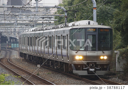 ［JR-R］阪和線発の大阪環状線直通快速223系2500番台（未更新車） 38788117