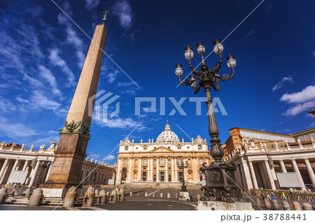 Vatican, San Pietro Square 38788441