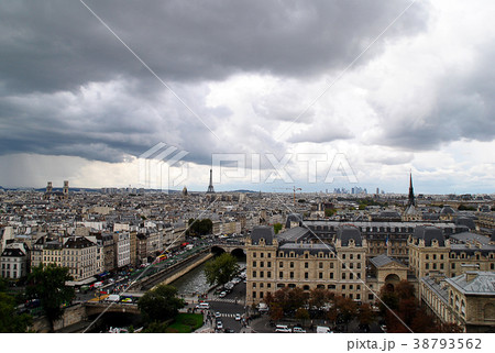 View on Paris, one of the most amazing cities. View on Paris, one of the most amazing cities. 38793562